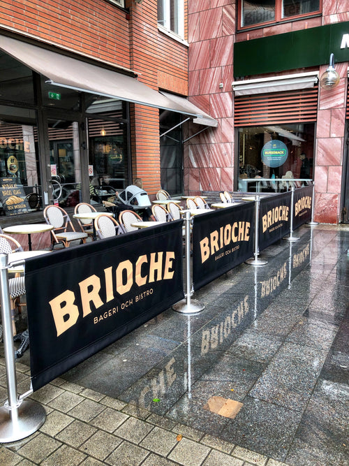 Flexibarrier cafébarrieresæt – Premium – 1,5 meter specialtrykt banner