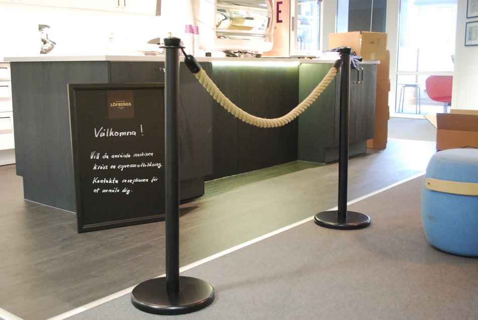 Sort stolpe- og rebsæt - Luxor - (2x sorte stolper + 1x 150cm hampe reb)