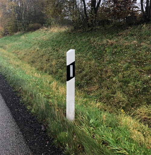 Refleksstolpe - standard trekantstolpe